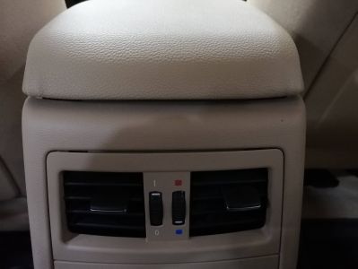 BMW Série 3 V (E90) 320d 184ch Edition Confort