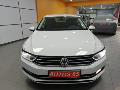 Volkswagen Passat VIII 2.0 TDI 150ch BlueMotion Technology Confortline Business DSG6
