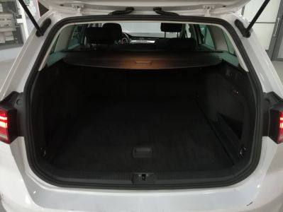 Volkswagen Passat VIII 2.0 TDI 150ch BlueMotion Technology Confortline Business DSG6