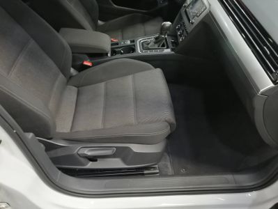 Volkswagen Passat VIII 2.0 TDI 150ch BlueMotion Technology Confortline Business DSG6