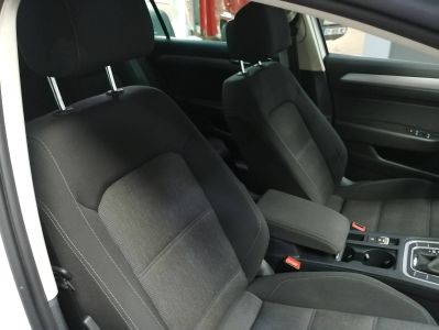 Volkswagen Passat VIII 2.0 TDI 150ch BlueMotion Technology Confortline Business DSG6