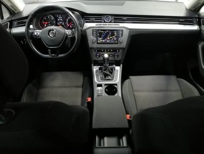 Volkswagen Passat VIII 2.0 TDI 150ch BlueMotion Technology Confortline Business DSG6
