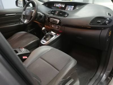 Renault Grand Scenic III (R95) 1.6 dCi 130ch energy Bose eco² 7 places