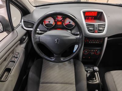 Peugeot 207  1.6 VTi 16v Premium 5p