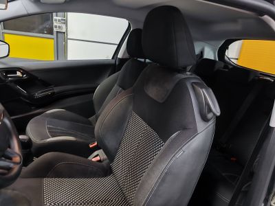 Peugeot 208  1.2 VTi Active 3p