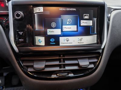 Peugeot 208  1.2 VTi Active 3p