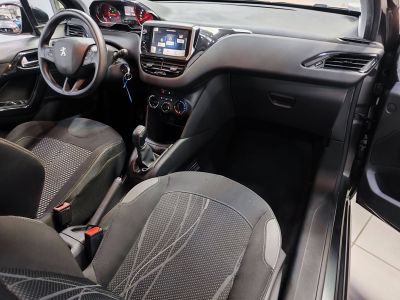 Peugeot 208  1.2 VTi Active 3p