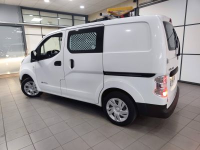 Nissan NV200 1.6e 110 Combi Pro