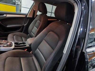 Audi A4 IV (B8) 2.0 TDI 150ch clean diesel DPF Attraction Multitronic Euro6