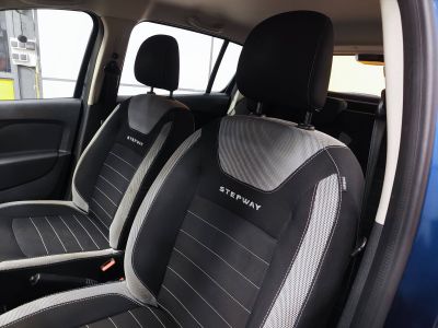 Dacia Sandero II (B52) 0.9 TCe 90ch Stepway