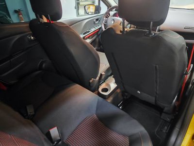 Renault Clio IV (B98) 1.6 T 200ch RS EDC