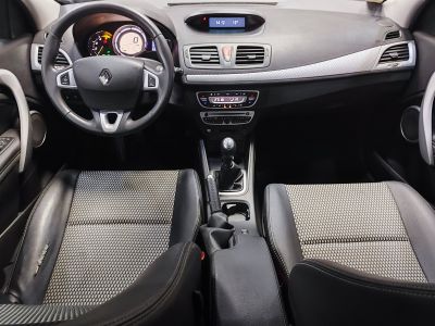 Renault Megane III 1.9 dCi130 FAP eco² XV France euro 5