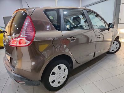 Renault Scenic III 1.5 dCi110 FAP 15th EDC