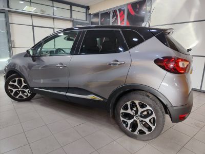 Renault Captur I (J87) 1.2 TCe 120ch Stop&Start energy Intens Euro6 2016