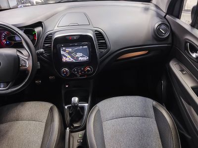 Renault Captur I (J87) 1.2 TCe 120ch Stop&Start energy Intens Euro6 2016