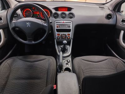 Peugeot 308 1.6 HDi110 FAP Premium 5p