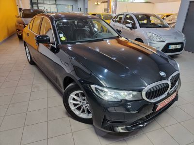BMW Série 3 318dA MH 150ch Business Design
