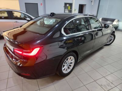 BMW Série 3 318dA MH 150ch Business Design