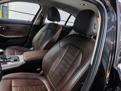 BMW Série 3 318dA MH 150ch Business Design