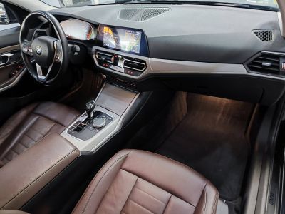 BMW Série 3 318dA MH 150ch Business Design