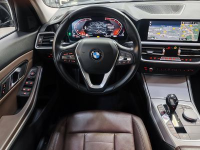 BMW Série 3 318dA MH 150ch Business Design
