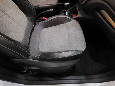 Renault Captur I (J87) 1.5 dCi 90ch energy Intens EDC