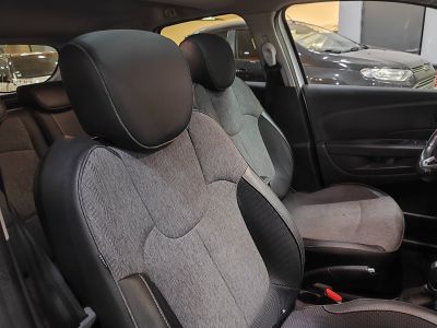 Renault Captur I (J87) 1.5 dCi 90ch energy Intens EDC