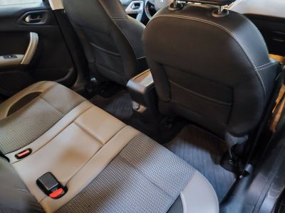 Peugeot 2008 1.6 BlueHDi 100ch Allure